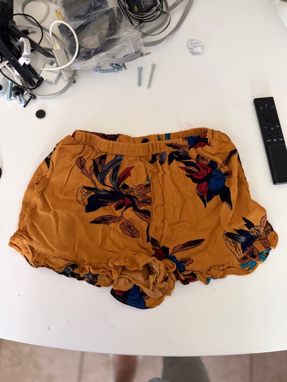 SHEIN Mustard Floral High Waist Ruffle Hem Women’s Shorts